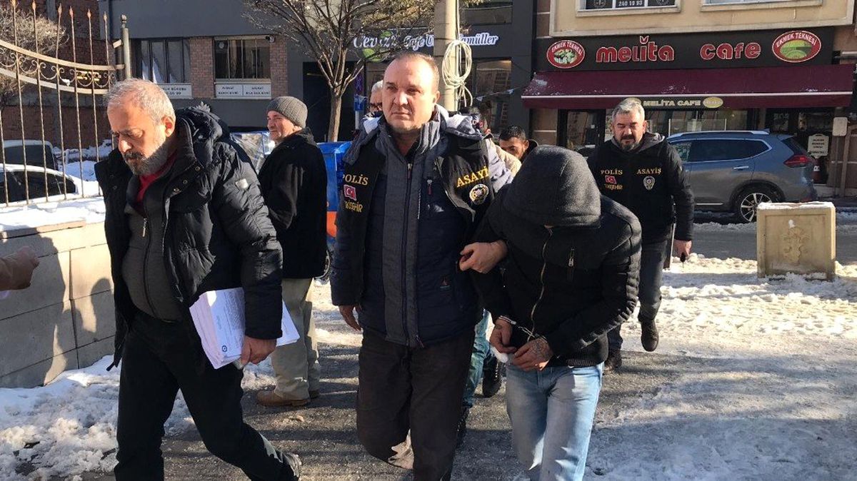 Akü Hırsızları Adliyeye Sevk Edildi