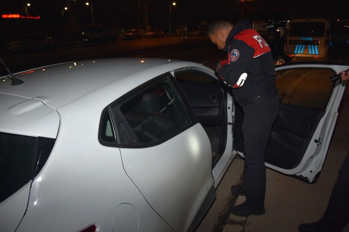 Antalya\'da Trafik ve Asayiş Uygulaması