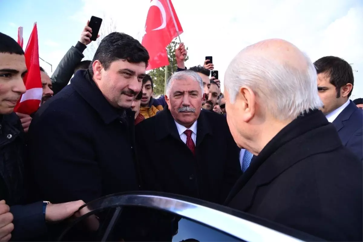 Bahçeli\'den Kahramankazan Adayı Oğuz\'a: "Kahramankazan Bizim İçin Önemli, Birlik ve Beraberlik...