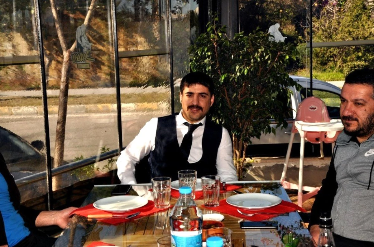 Cizrespor Başkanı Sefinç Sporcularla Yemekte Bir Araya Geldi