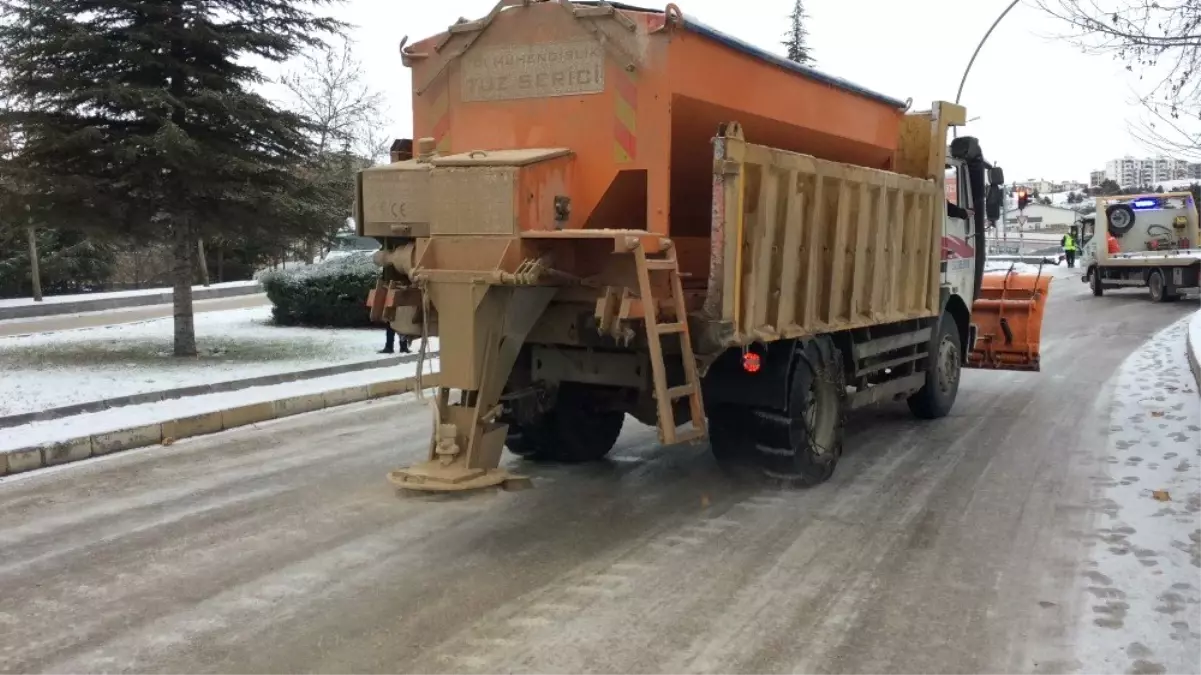 Elazığ\'da Eğitime Buzlanma Nedeniyle Ara Verildi