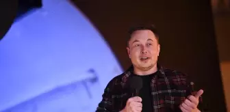 Elon Musk'tan 'Uçan Araba' Duyurusu