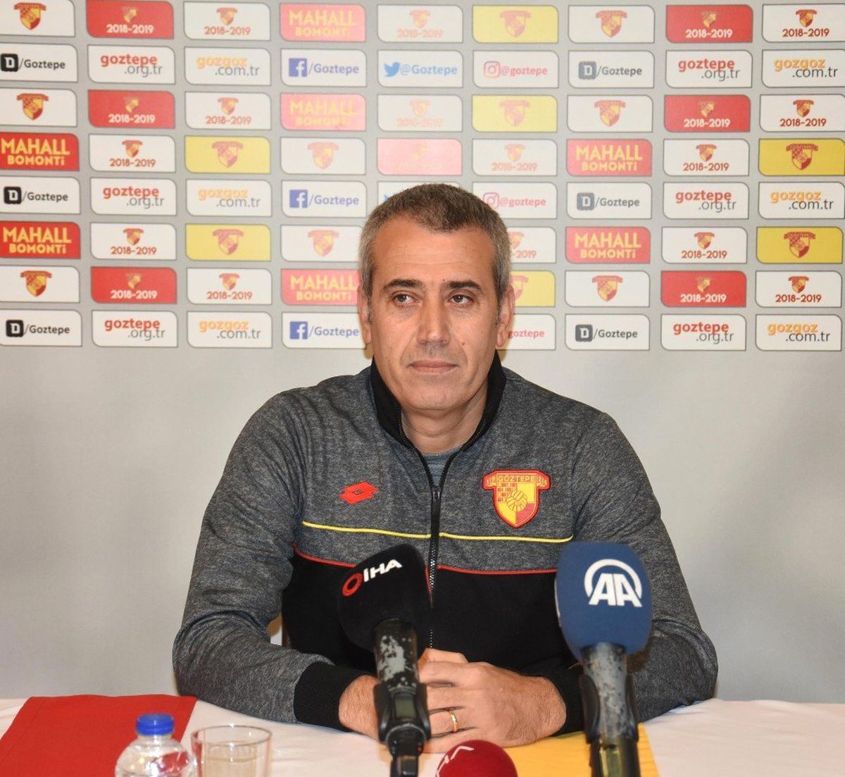 Göztepe Teknik Direktörü Kemal Özdeş: "İki Kulvarda da Savaşacağız"