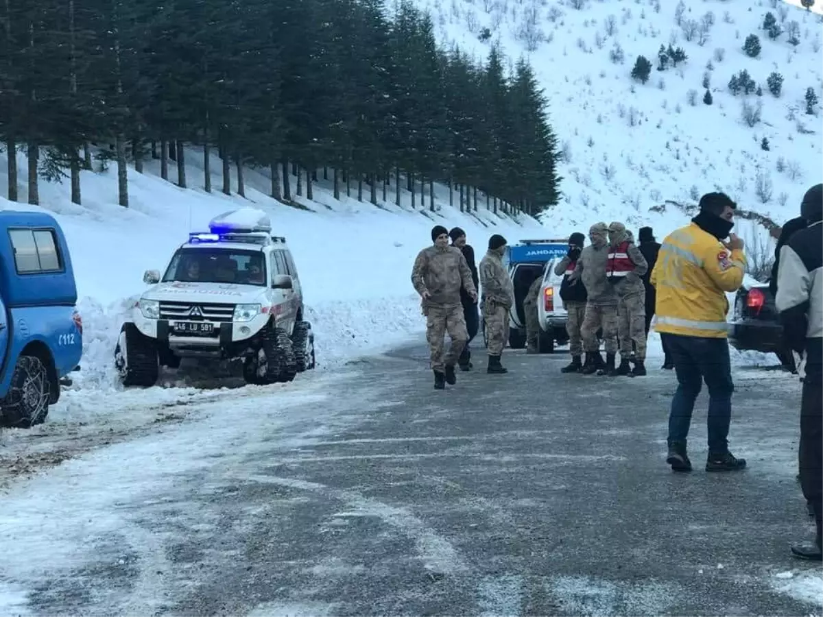 Kahramanmaraş\'ta Çığ Altında Kalan Vatandaşın Cansız Bedenine Ulaşıldı