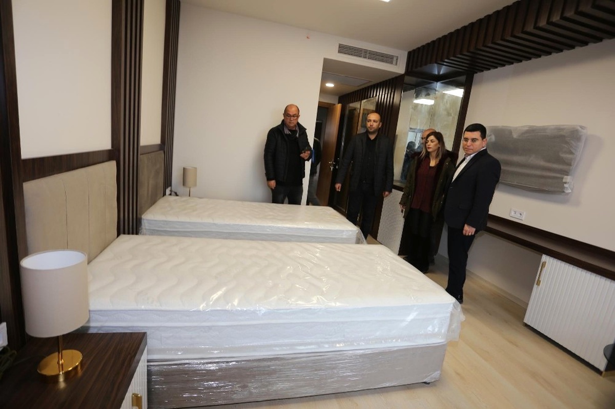 Kepez\'in \'Hasta Yakınları Konukevi\' Gün Sayıyor