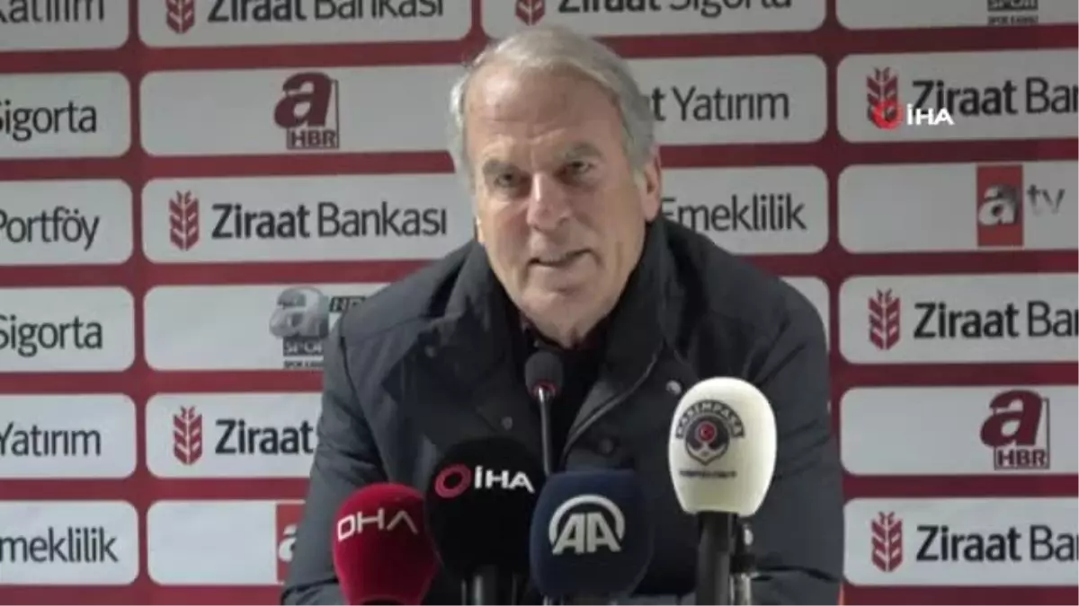 Mustafa Denizli: "İki Ayaklı Maçların Her Zaman Riski Vardır"