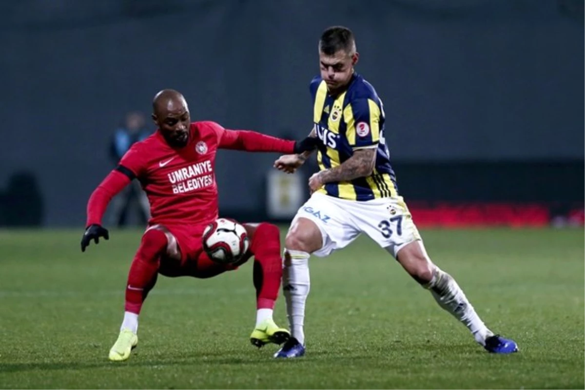 Ümraniyespor Fenerbahçe\'yi devirdi