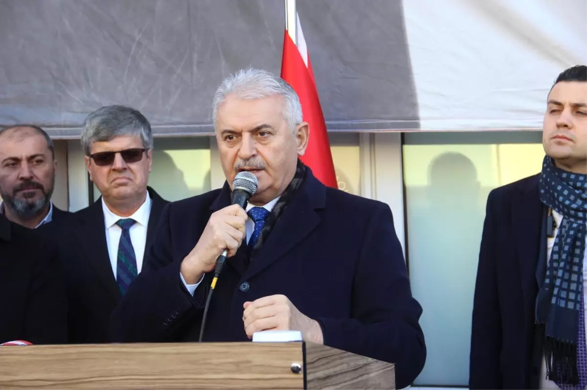 Yıldırım Karne Dağıttı