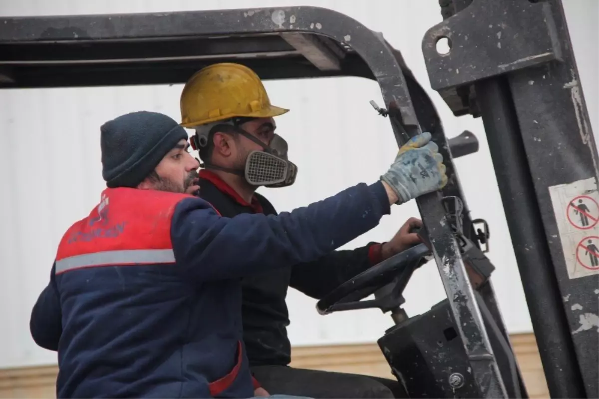 Akaryakıt Tankı Fabrikasında Korkutan Yangın