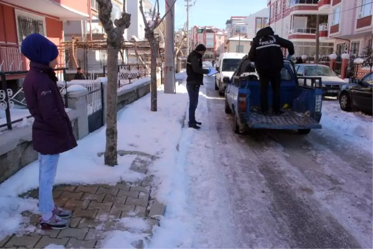 Baba ve Kızı Silahlı Saldırıdan Yara Almadan Kurtuldu