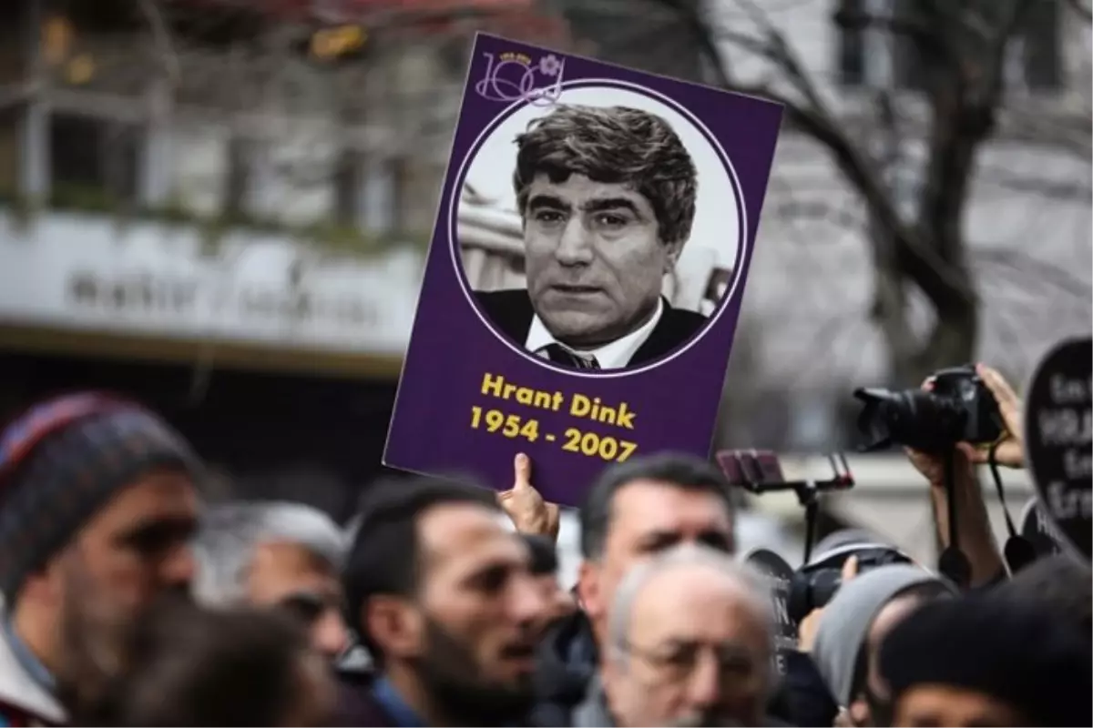 Hrant Dink, Agos gazetesi önünde anıldı