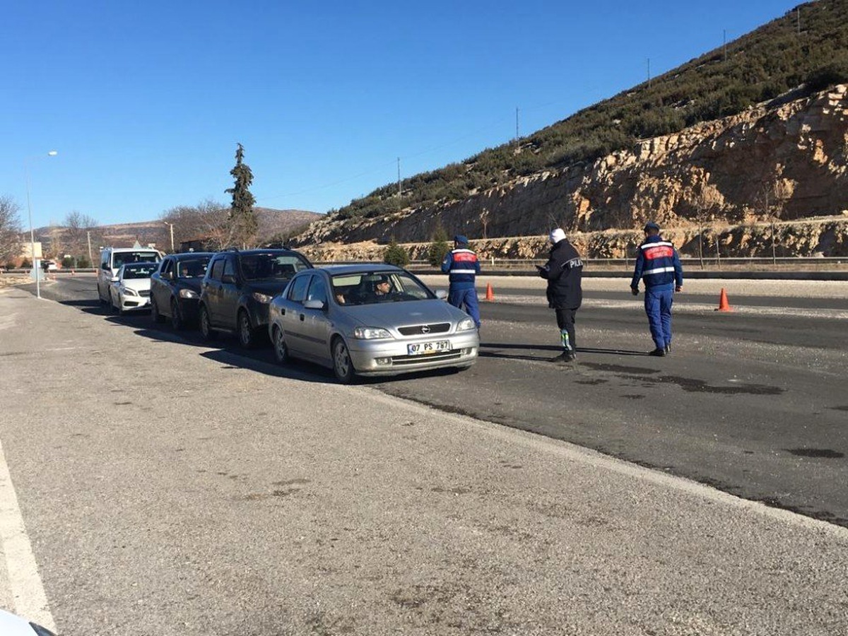 Jandarma ve Polis\'ten Hava Destekli Denetim