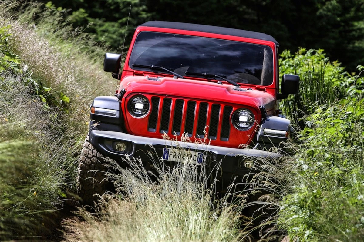 Jeep Wrangler\'a "2019 Yılının Suv\'u" Ödülü