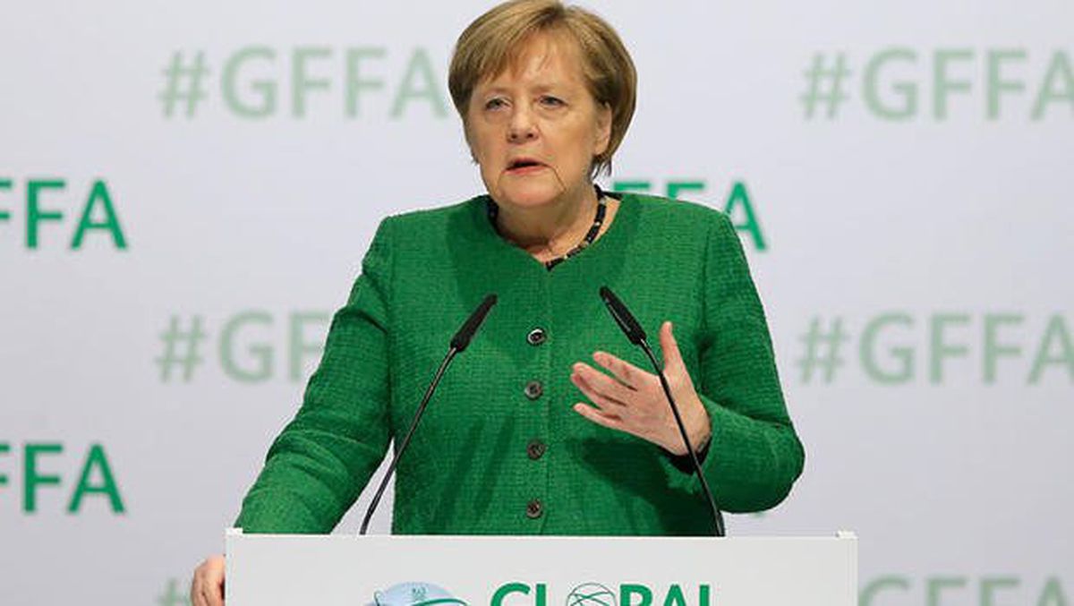 Merkel\'den \'Tarımda Dijitalleşme\' Uyarısı