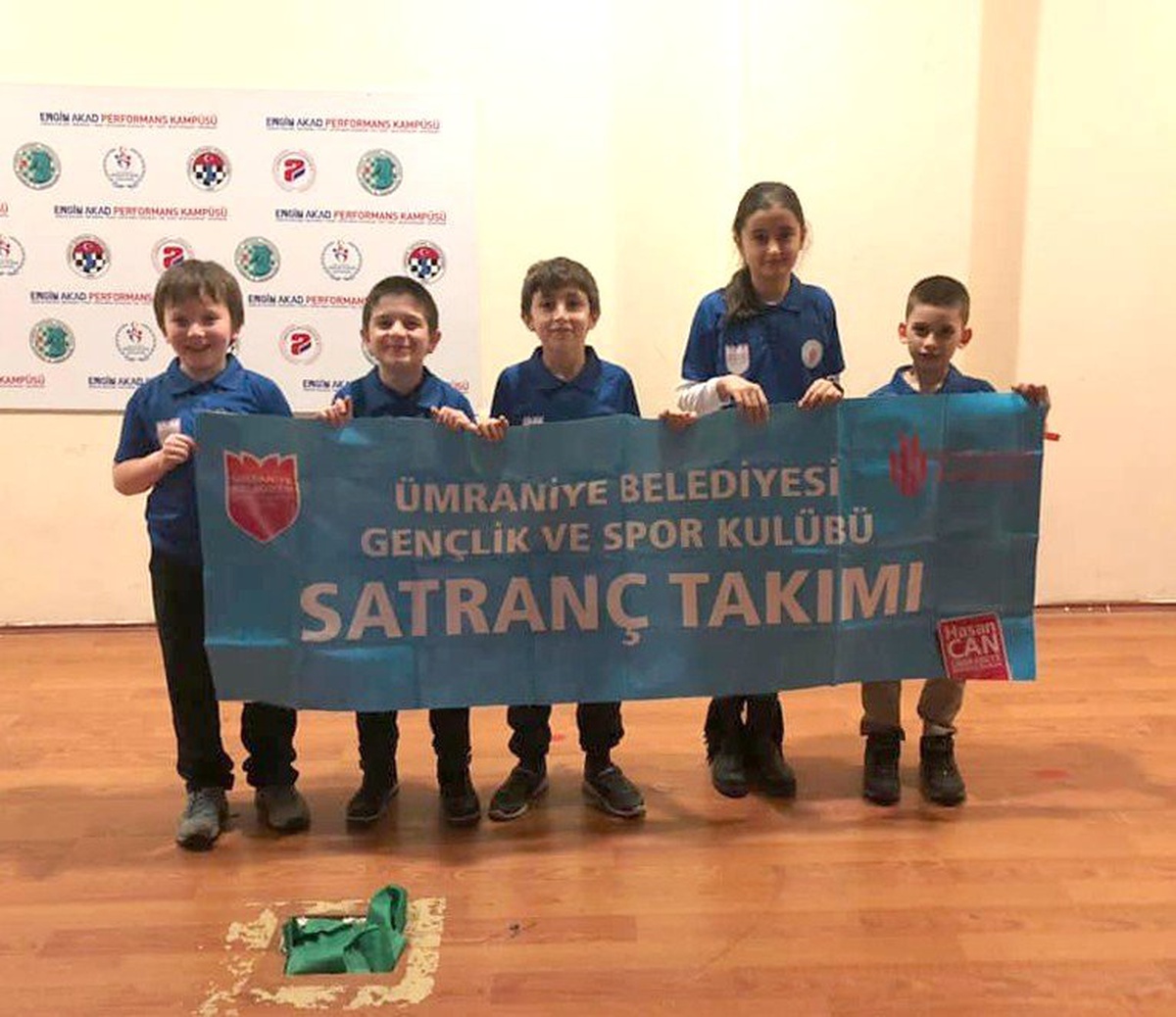 Ümraniye Belediyesi Satranç Takımı İstanbul 1. Bölge Şampiyonu Oldu