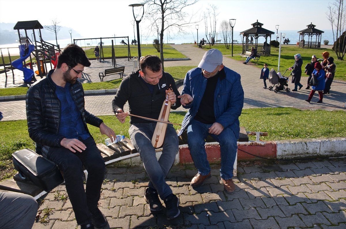 Alaplı\'da Sahiller Doldu
