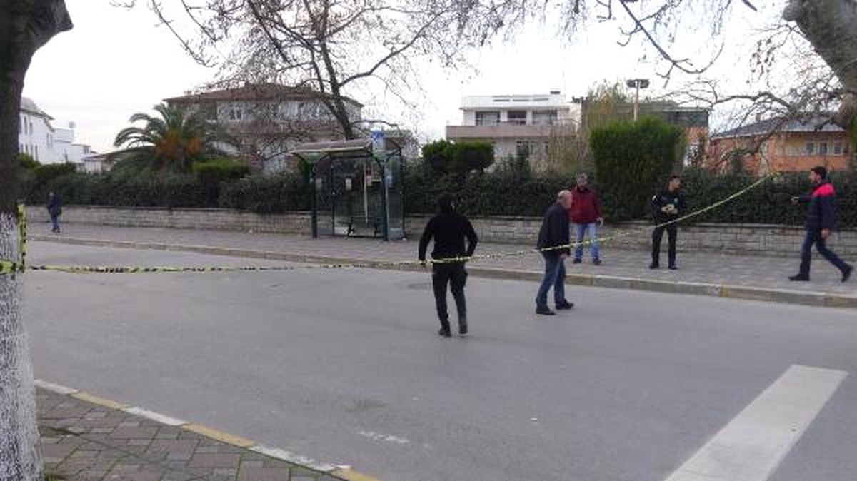 Birlikte Çay İçtikten Sonra Akrabasına Kurşun Yağdırdı