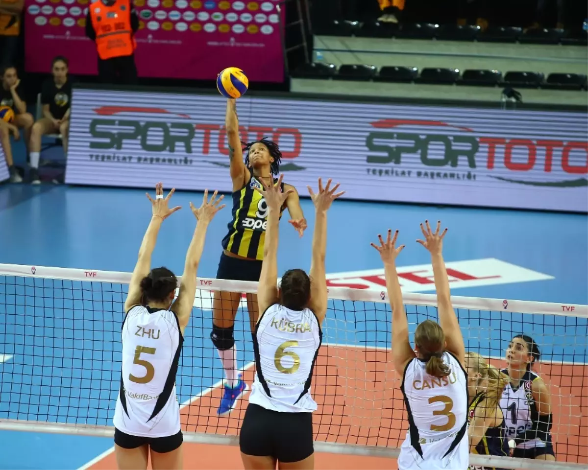 Dev Derbi Vakıfbank\'ın