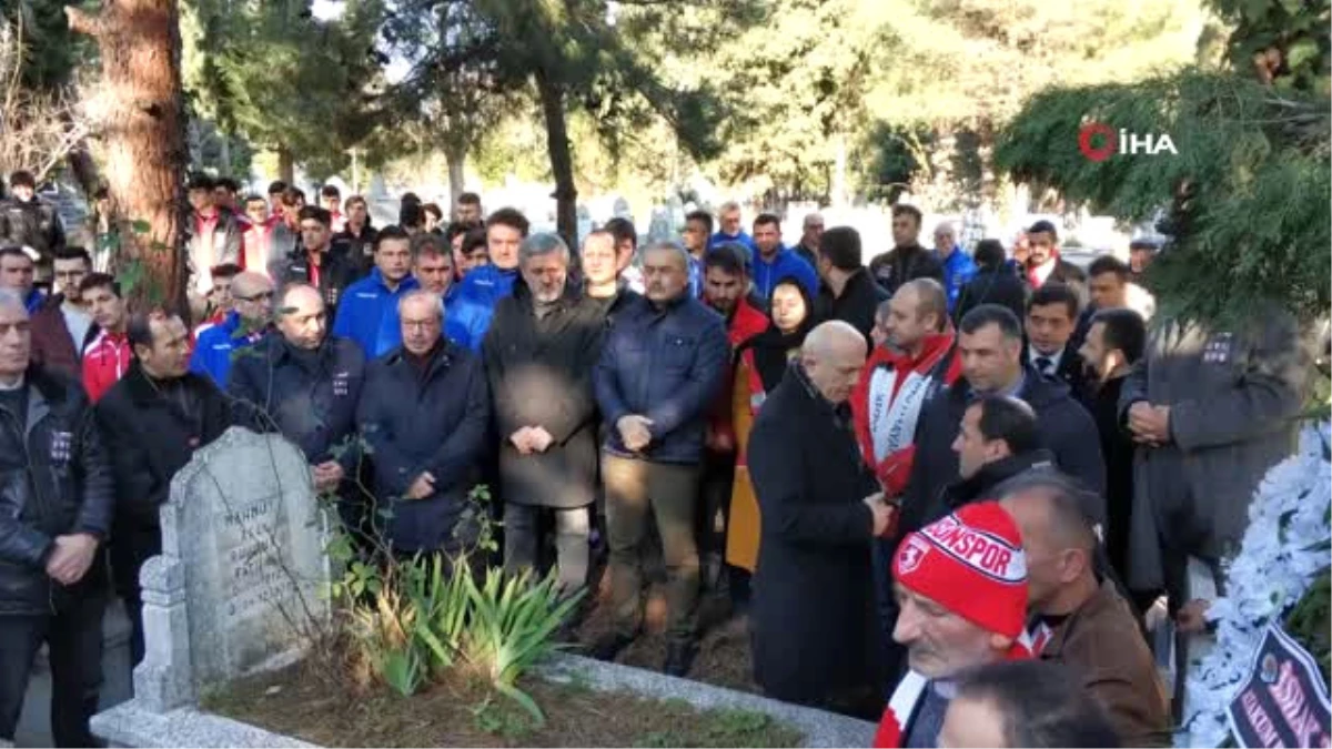 Samsunspor, 30 Yıl Önceki Kazada Ölen Teknik Adam ve Futbolcuları Andı