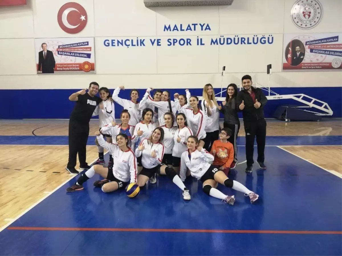 Voleybol Bayanlar Bölgesel Basketbol Ligi Başladı