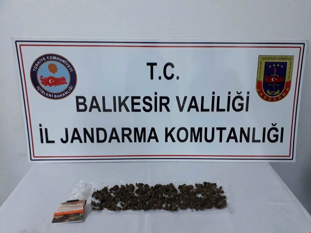 Ayvalık\'ta Uyuşturucu Operasyonu