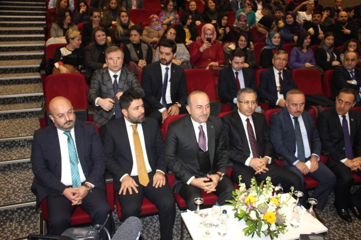 Bakan Çavuşoğlu: "Karabağ Sorunu Çözülmeden Ermenistan\'la İlişkilerimizin Düzelmesi Mümkün Değil"
