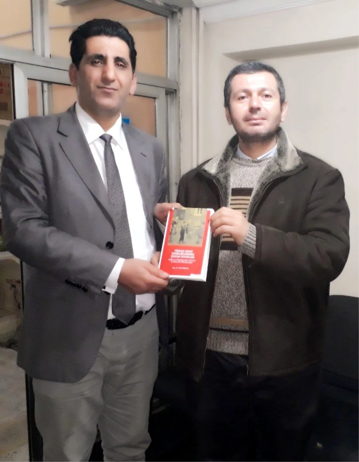 Doç.dr. Akif Arslan\'dan Ağrı Yurt-Ay Der Başkanı Çirik\'e Ziyaret
