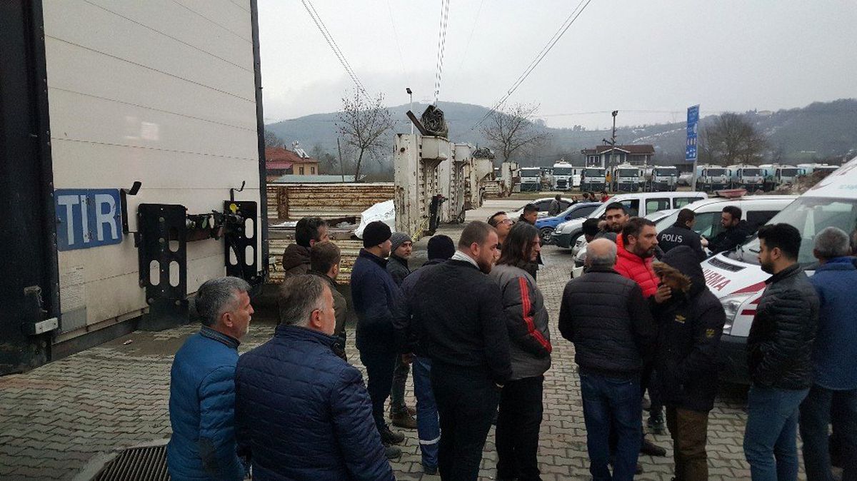 Ecel Tır Dorsesinde Yakaladı