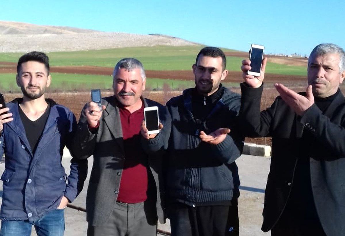 Köylüler Baz İstasyonu İstiyor