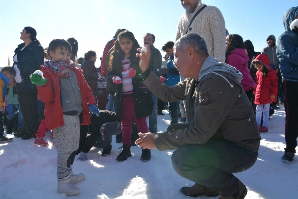 Manavgat Belediyesi\'nden 3 Gün Kar-Ne Şenliği