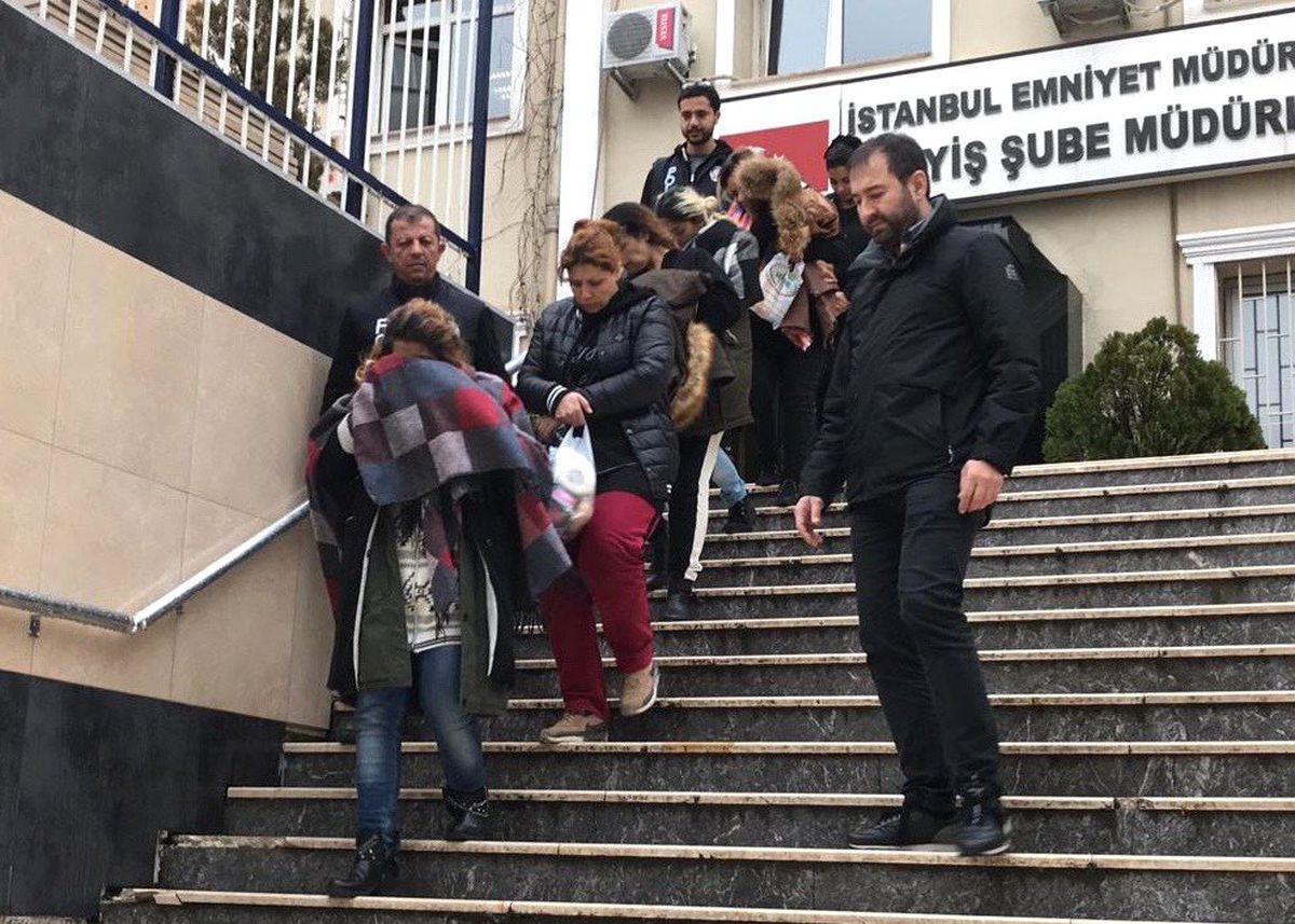 Özel Eğitim Alarak İstanbul\'a Geldiler, Vatandaşları Dolandırdılar