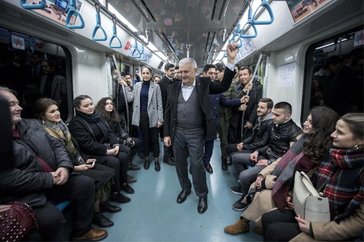 TBMM Başkanı Yıldırım, Marmaray ile Yolculuk Yaptı