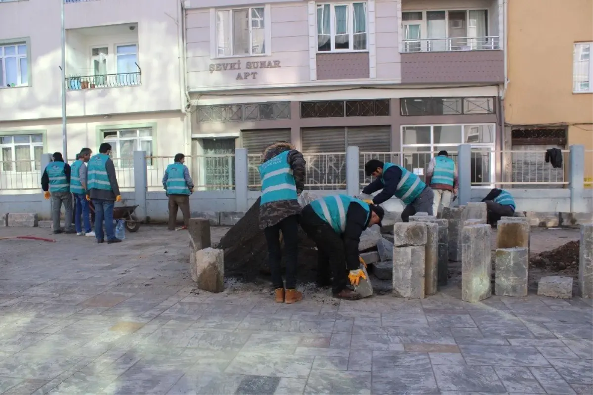 Yükümlüler Tatilde Okullarda Çalışacak