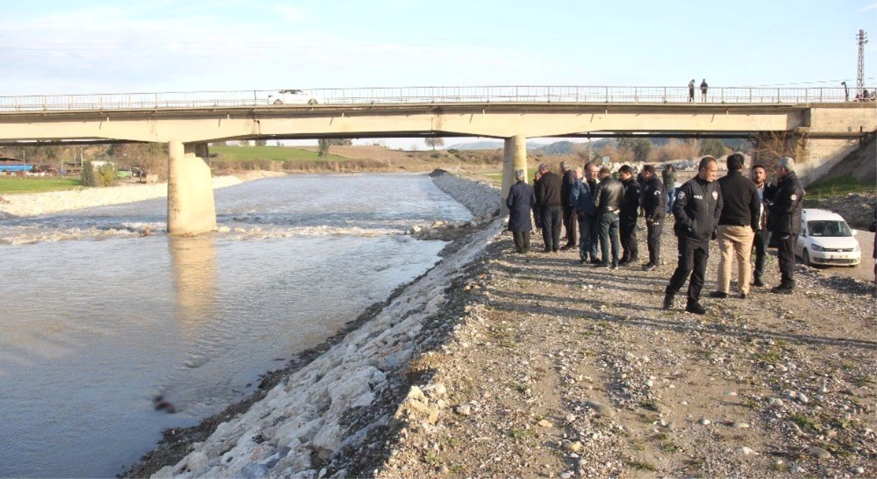 Adana\'da Nehirde Bulunan Erkek Cesedinin Kimliği Belirlendi