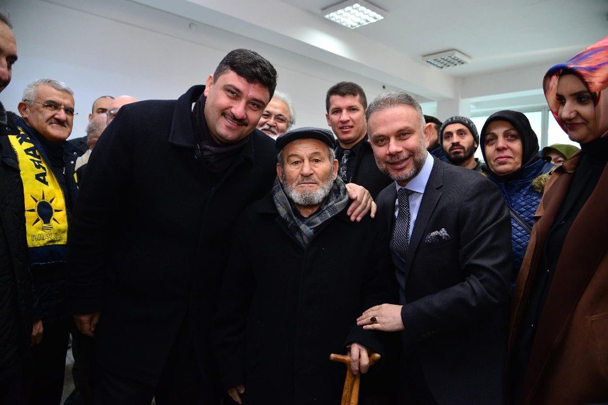 AK Parti Başkan Adayı Oğuz\'dan Vatandaşa Söz Açıklaması