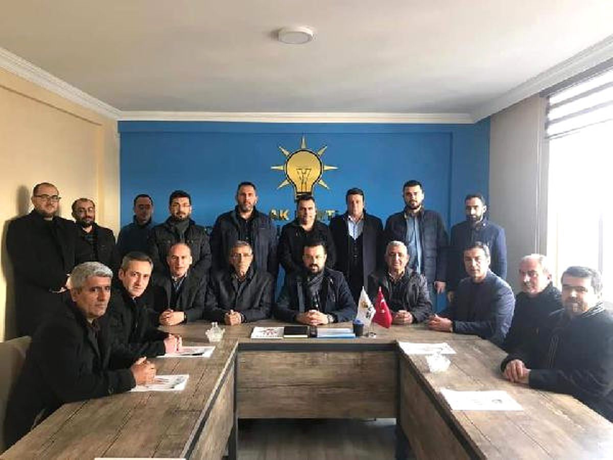 AK Parti Cihanbeyli İlçe Yönetimi İstifa Etti