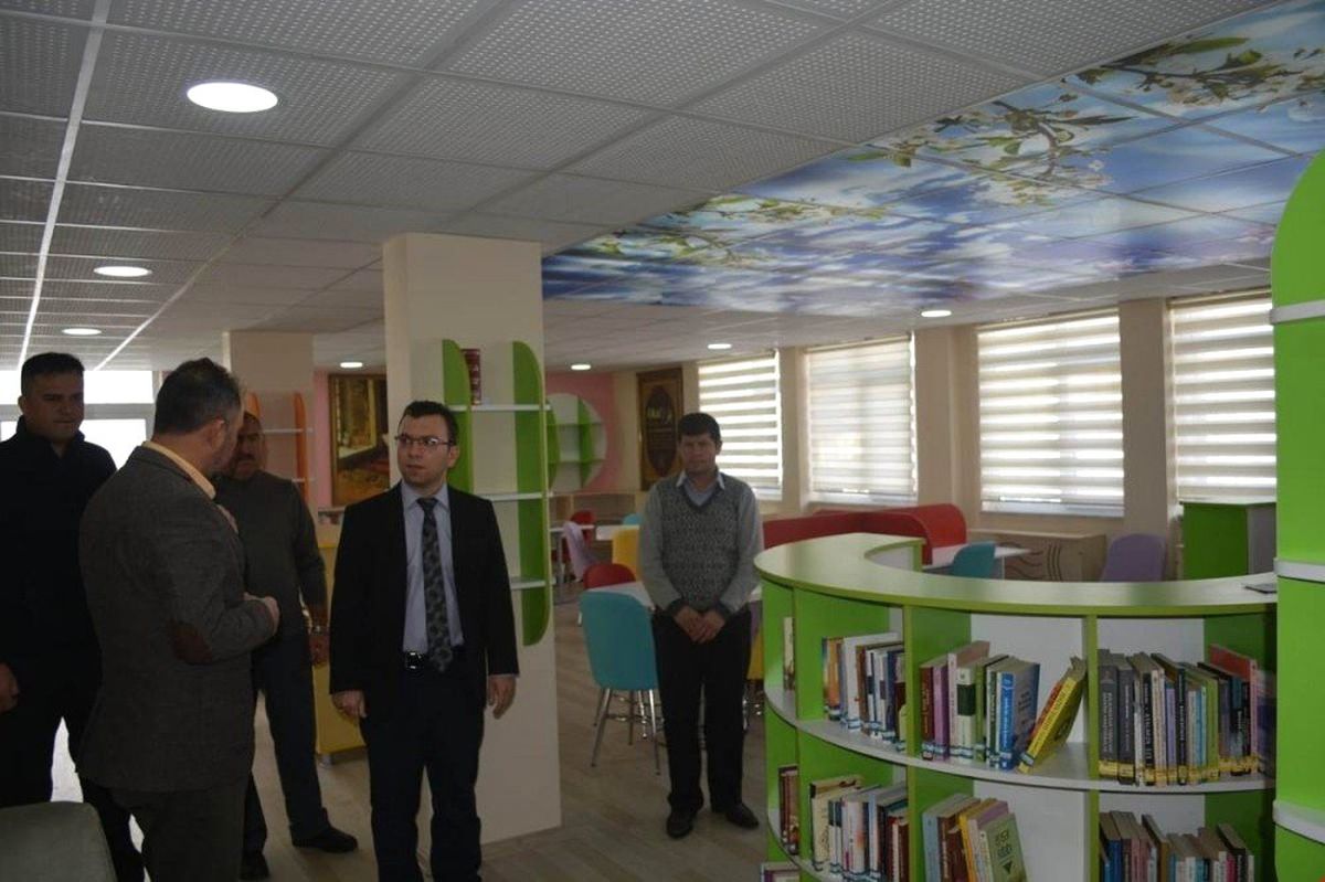 Çavdarhisar\'da Kütüphane Yenileme Çalışmaları