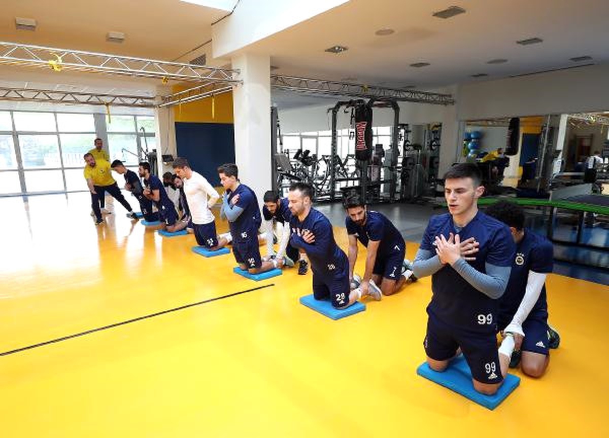 Fenerbahçe, Ümraniyespor Maçı Hazırlıklarına Başladı