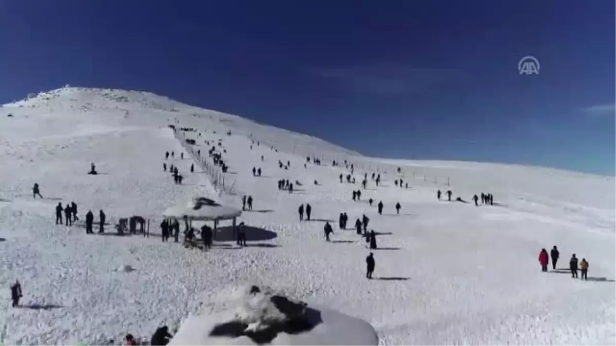 Güneydoğulu Öğrencilerin Karne Hediyesi: Kayak