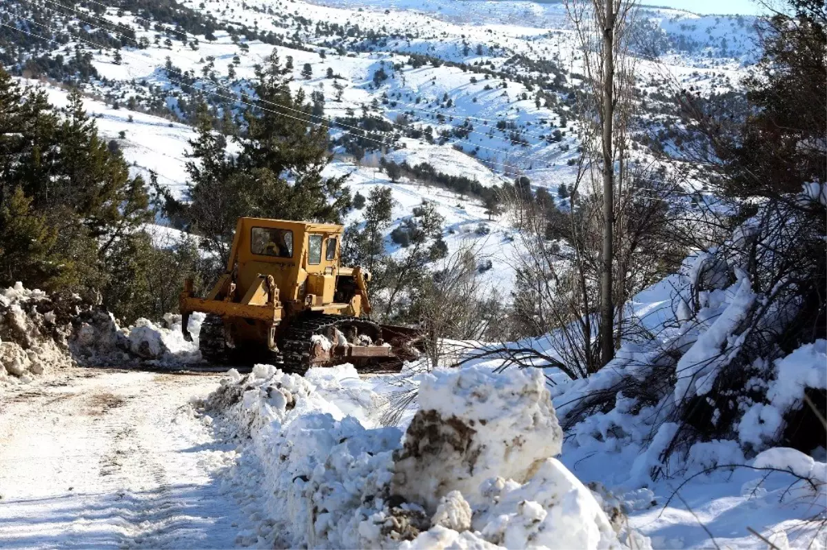 Kardan Hastaneye Gidemeyen Hastanın İmdadına Belediye Ekipleri Yetişti