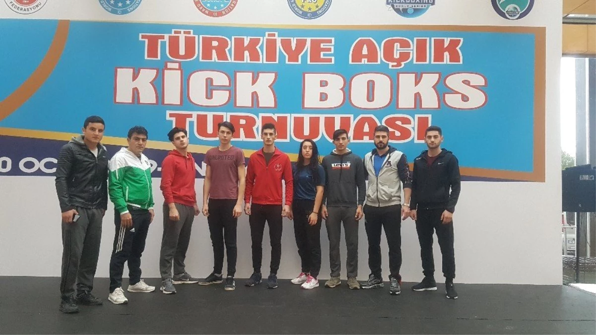 Kick Boksta Türkiye İkincisi Oldu