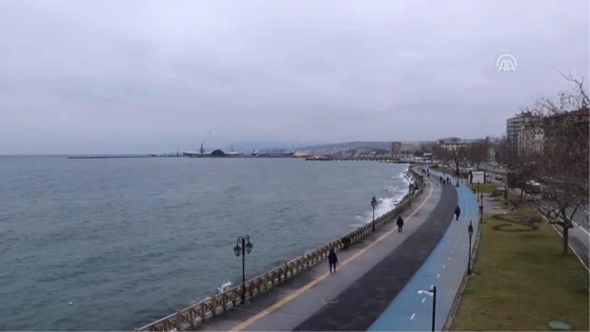 Marmara Denizi\'nde Ulaşıma Poyraz Engeli - Tekirdağ