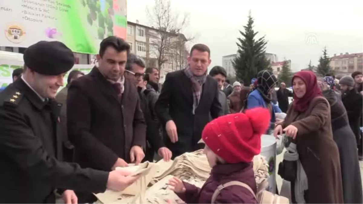 Plastik Şişe Verip Bez Çanta Aldılar - Karabük