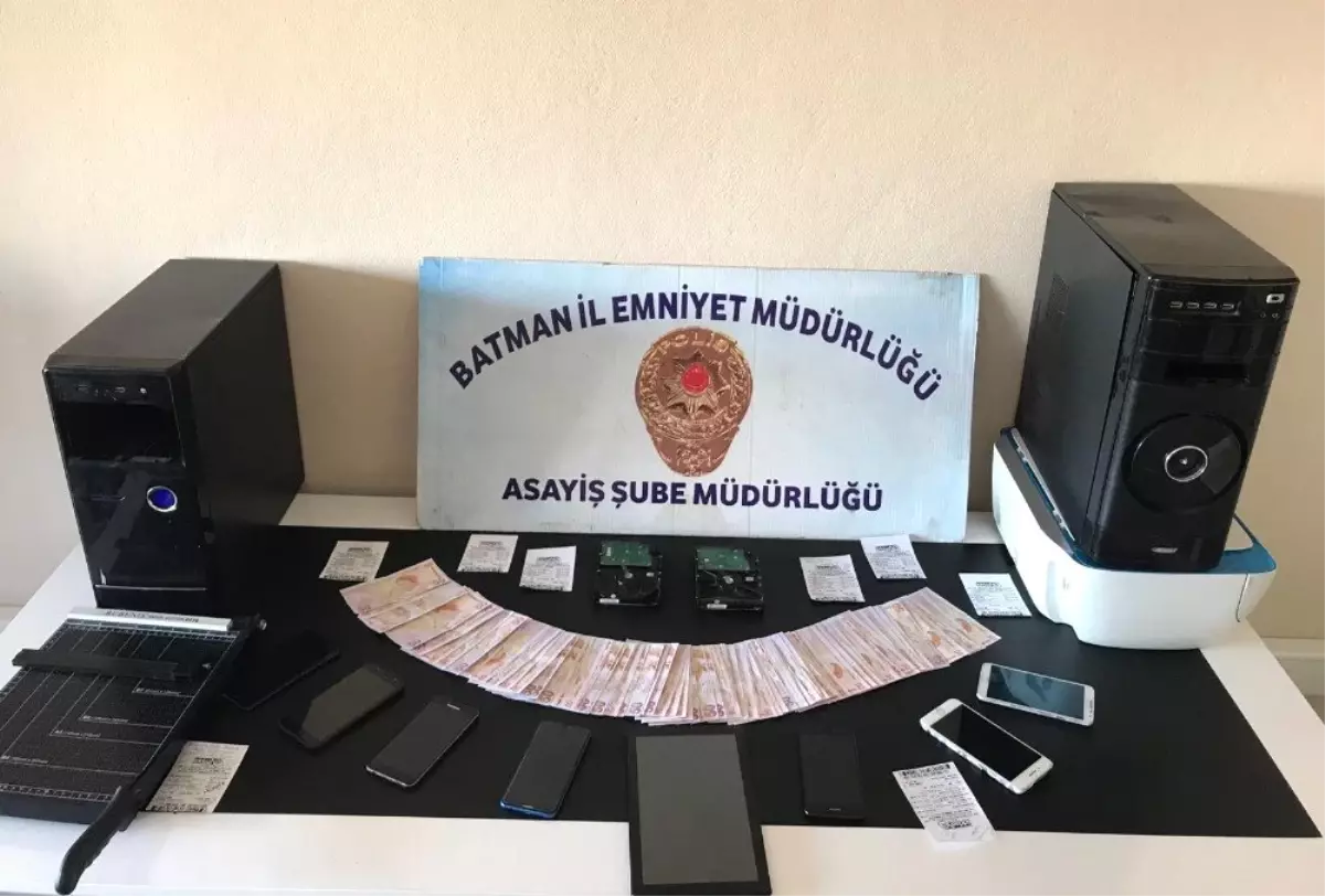 Polisten Dolandırıcılık Operasyonu