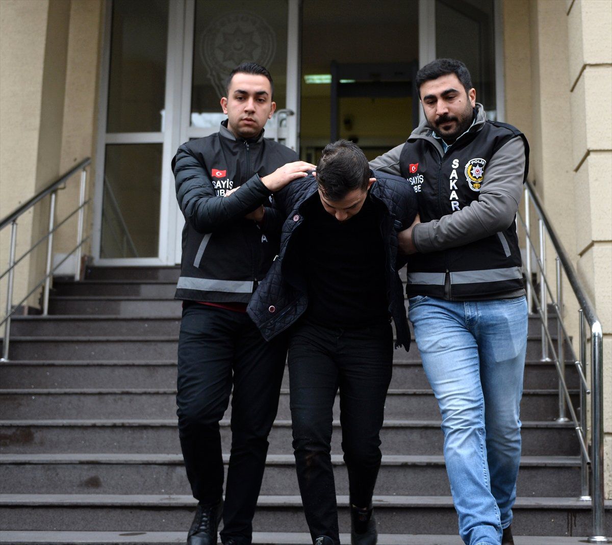 Sakarya\'da Erkek Cesedi Bulunması