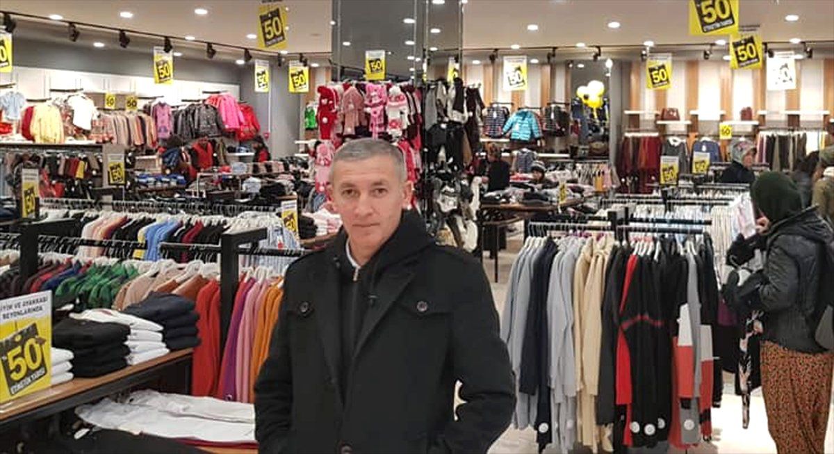 Türkav\'dan Beypazarı\'nda Öğrencilere Karne Hediyesi