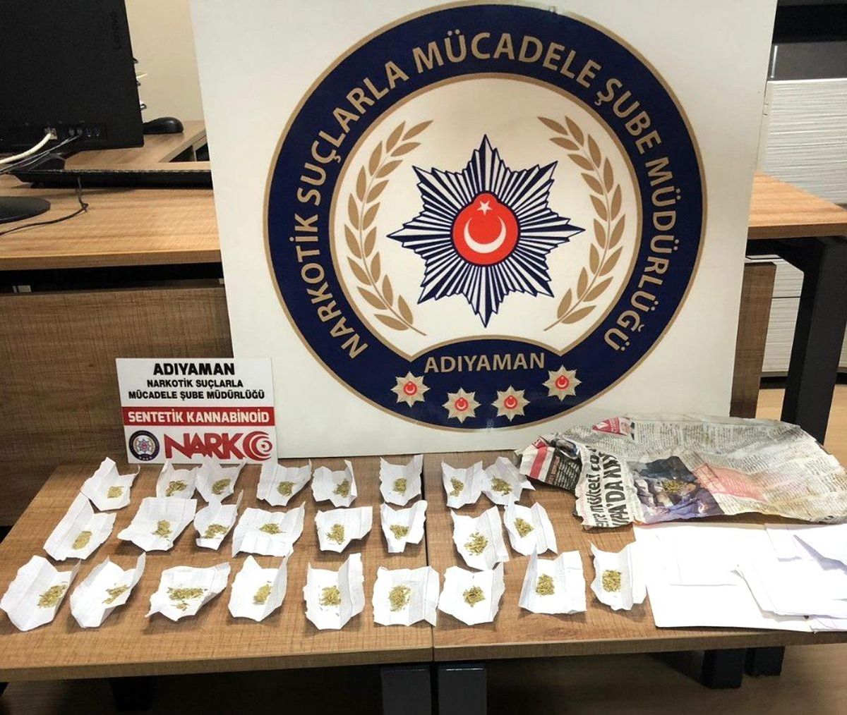 Üzerlerinde 20 Gram Bonzai Yakalanan 2 Kişi Tutuklandı