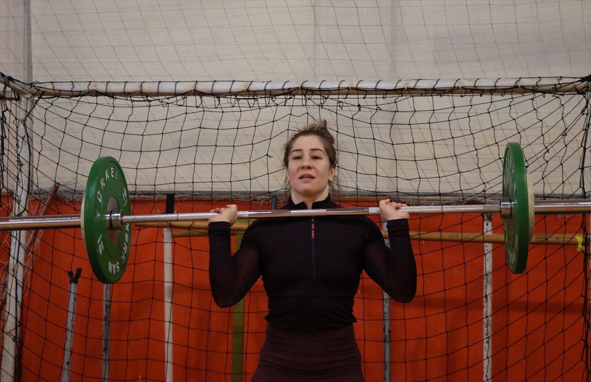 Yasemin Adar\'ın Hedefi Olimpiyat Madalyası
