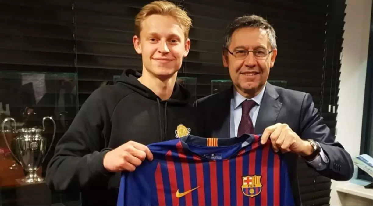 Barcelona, Ajax\'ın Yıldızı Frenkie de Jong\'u Transfer Etti