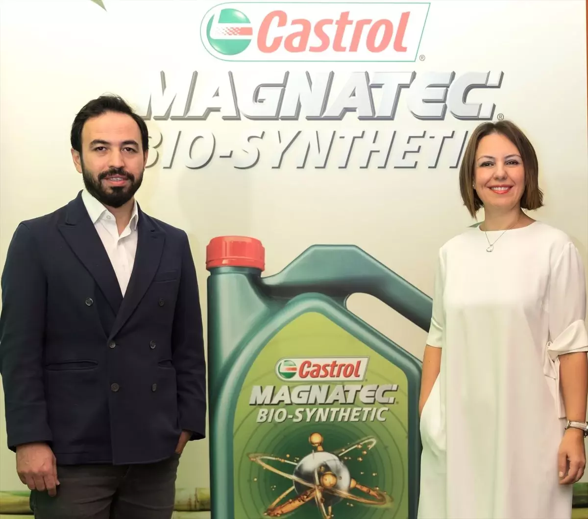 Castrol\'den Bitkisel Bazlı Motor Yağı